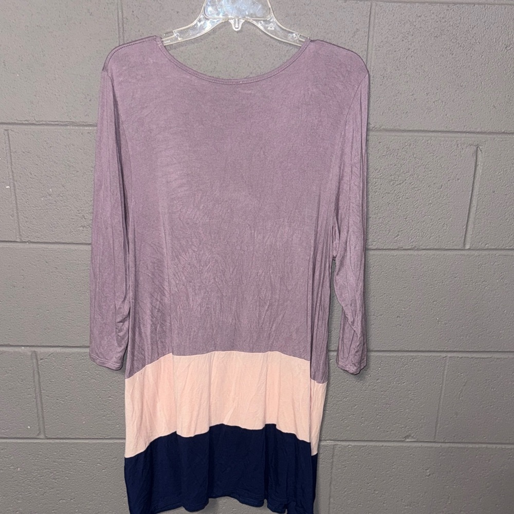 Voll Style Lavender and Navy Tunic Top - Picture 4 of 4